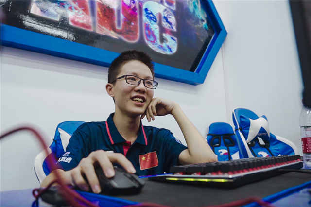 电竞“申”态｜想成为电竞界的“偶像练习生”准备好了吗少年们？(图4)