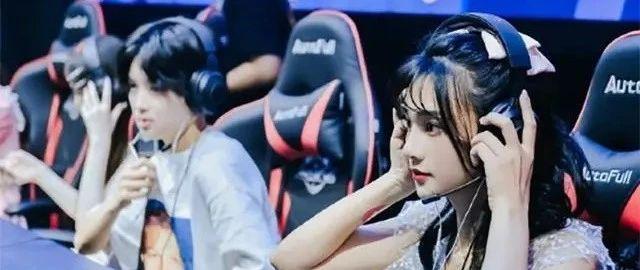 江苏姑娘蒋佳莉：电竞世界杯无缘淘汰赛但为国争光依旧骄傲