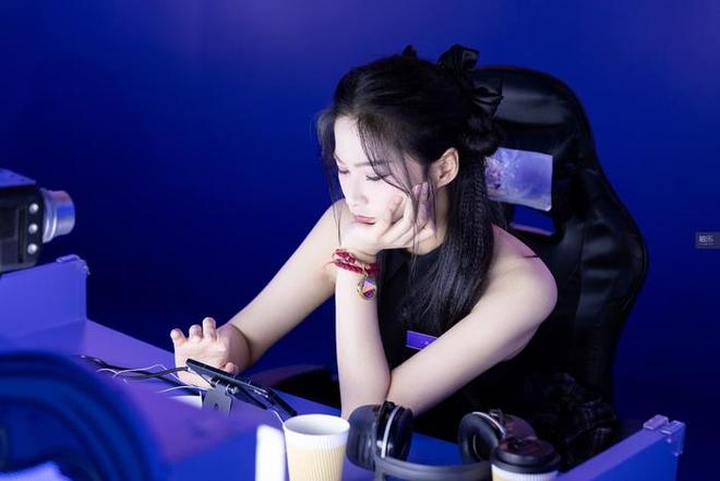 金色的雨落在海洋馆：一场属于所有热爱“金铲铲”女玩家的梦(图15)