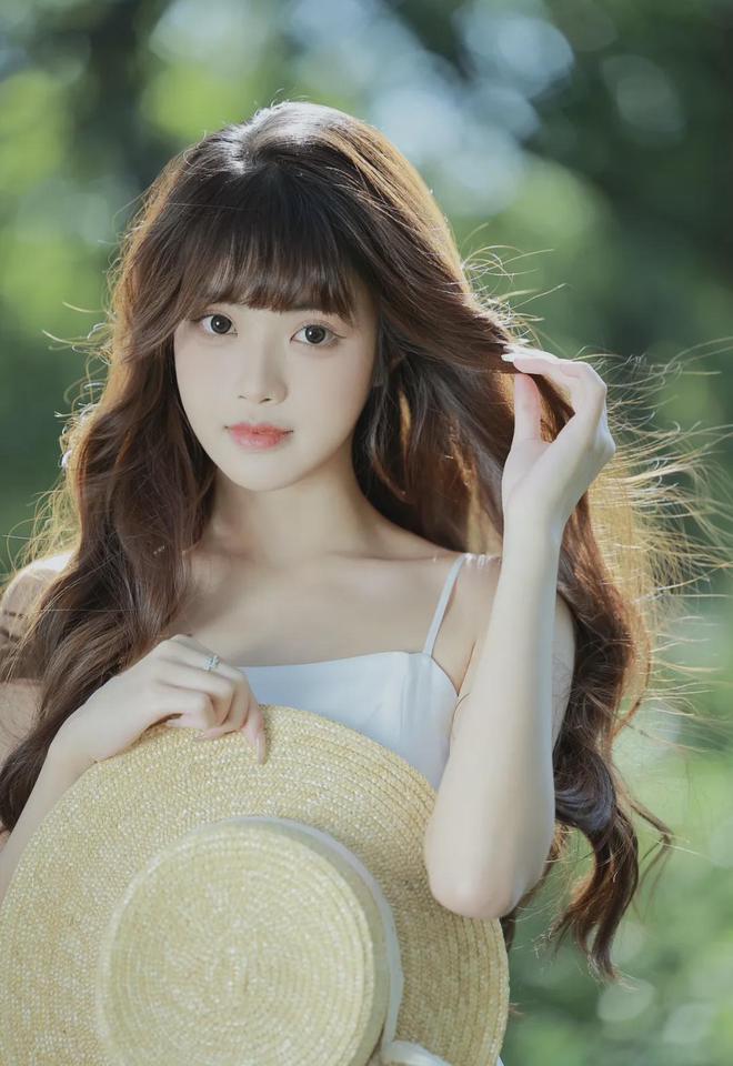 一女子打扑克一直叫的软件 MBA智库