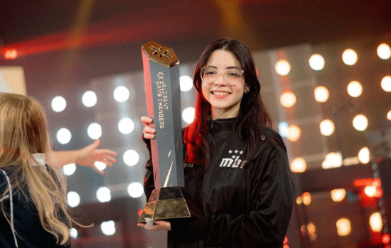 巴西“瓦学姐”比赛卖萌爆火 网友：我恋爱了！(图3)