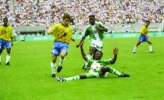 人口不到鹤岗15中国输了为什么这国赢了 地球知识局(图11)