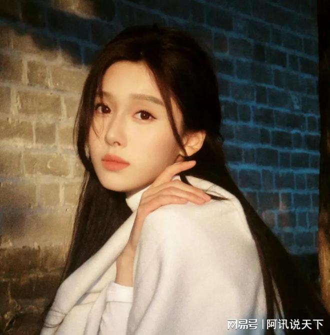 《大生意人》廖姑娘出场观众眼前亮了！王子璇闯进“天然灵”赛道(图12)