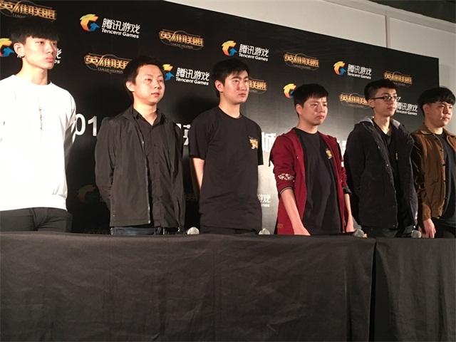 WE青训队重返LSPL！本届城市争霸赛落下帷幕(图2)