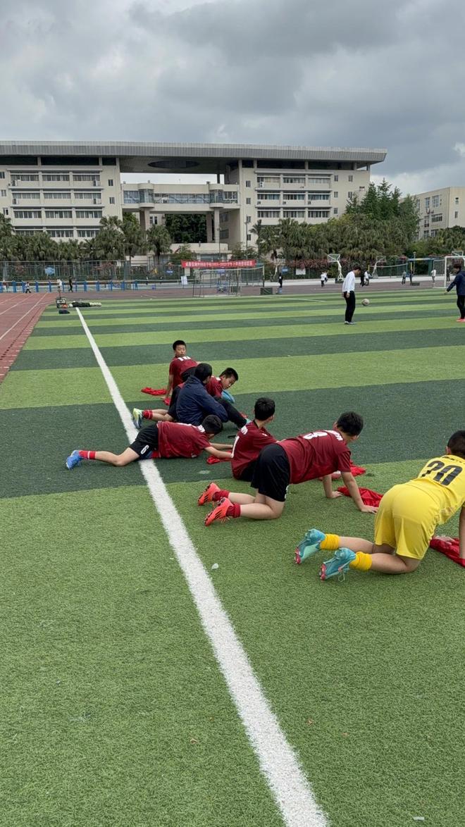 足球青训破局｜场地、教练、竞赛体系“大山”面前道阻且长(图4)
