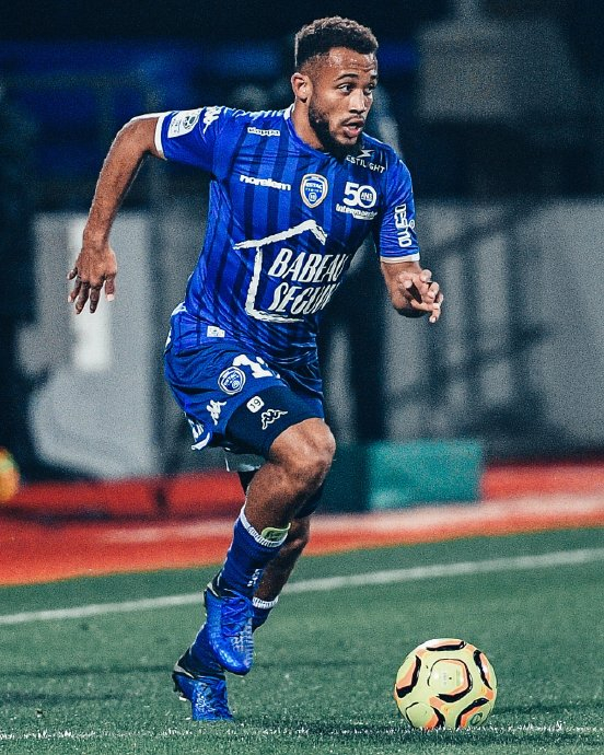 姆巴耶17岁破非洲杯纪录法甲青训体系如何成为全球年轻球员的跳板？