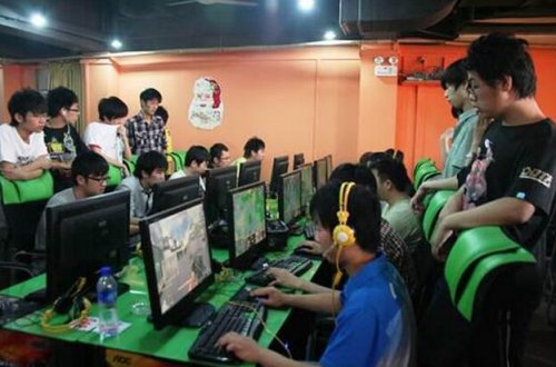 7名青训小将联手贡献8球！曼城英足总杯大胜背后的深远意义