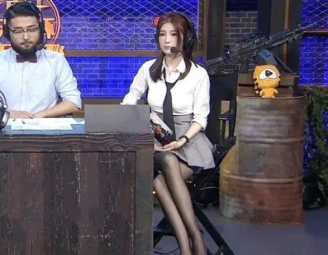 电竞四大美女Rita仅排第四第一名太影响游戏体验了！(图5)