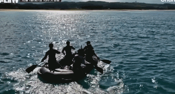 尺度生猛24个女兵生存PK韩综又上强度了！(图2)