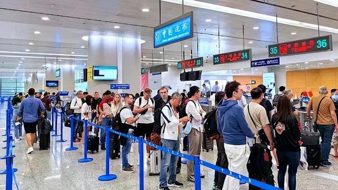国籍严查打响第一枪！华人被拦机场“双面人”中国坚决不要！(图2)