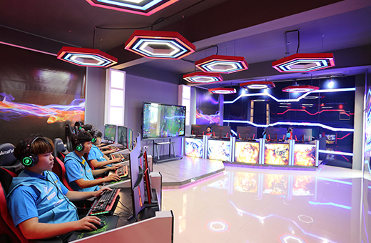 职业电竞选手需要多少岁最好？