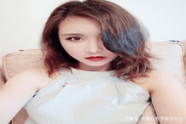 中国电竞五大美女排行榜！尹素婉蔡萝莉纷纷上榜第一名竟然是她(图2)