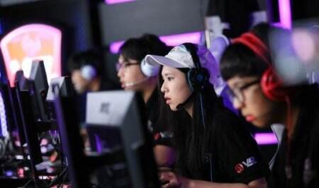 看程潇穿皮衣短裙跳舞生图精致唇红齿白才知啥叫老天赏饭吃