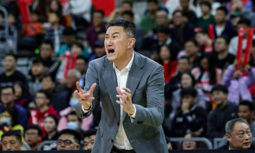 CBA休赛期风云突变！广东换帅反转江苏新星上位北京天价回购旧将(图2)